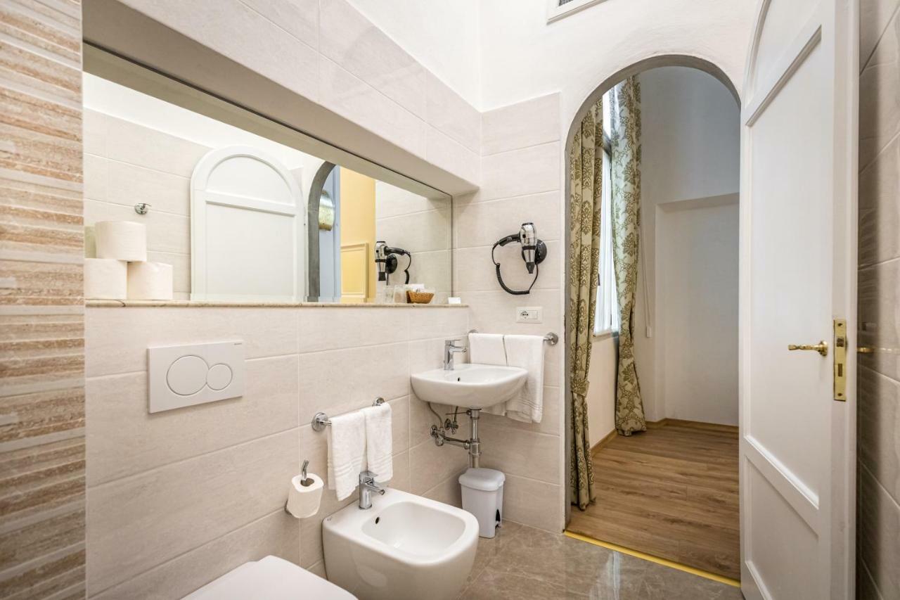 Residenza Alessandra Флоренция Екстериор снимка