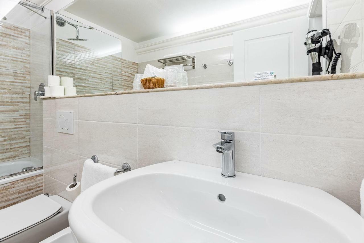 Residenza Alessandra Флоренция Екстериор снимка