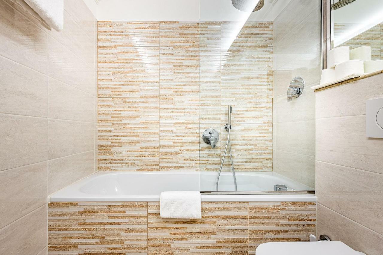 Residenza Alessandra Флоренция Екстериор снимка